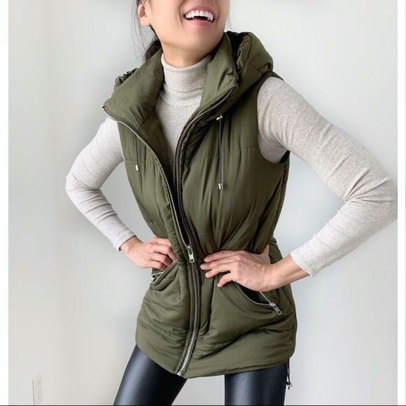 CHICBOMB - Picture 2 of 6